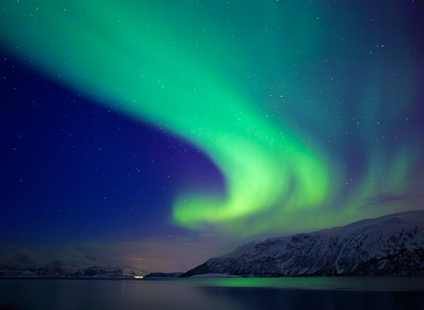 Pod silnejšou žiarou, niekde poblíž Tromso